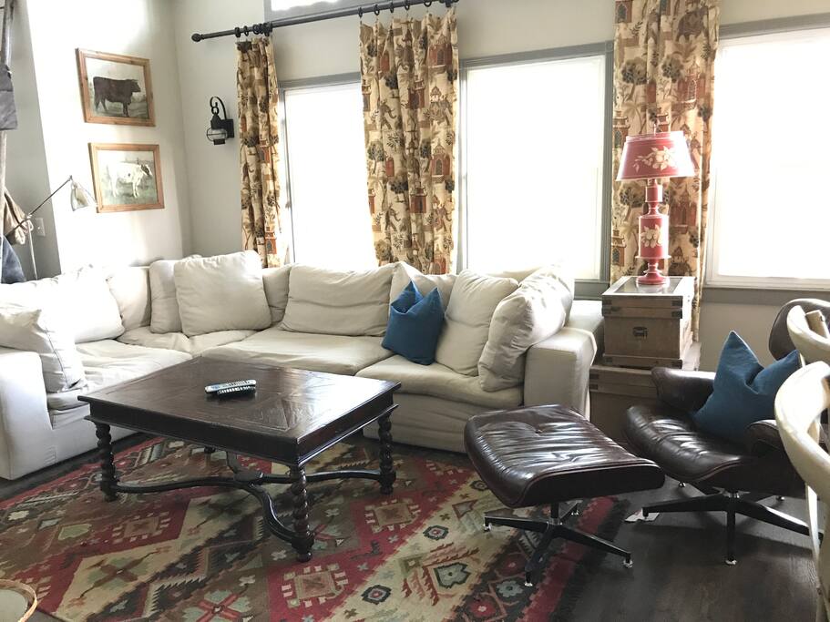 Cozy up in the living room on the "cloud" sofa! Plenty of room for everyone