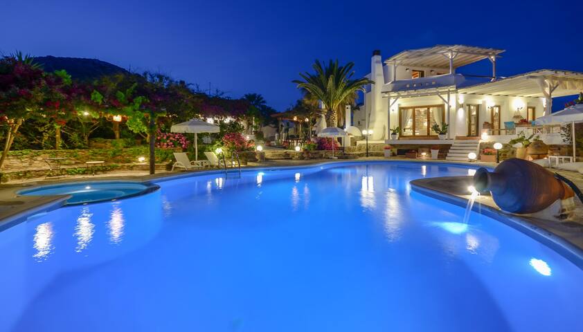 Villa Pari Manda gallery image 3