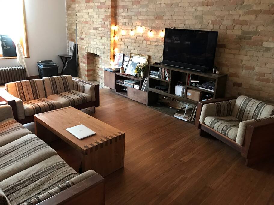 Entertainment area of lounge.