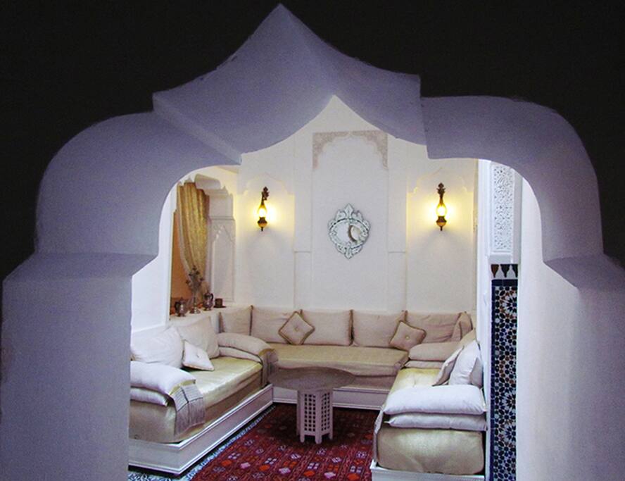 Entrance Living Room