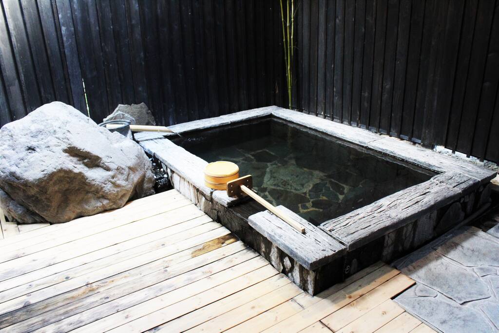 Fresh hot spring