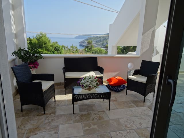 listing_image