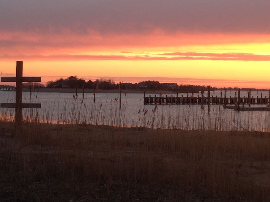 Sunset at Clinton Town Beach
