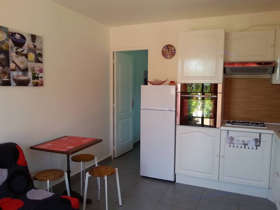 Salon et cuisine