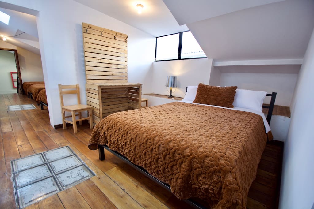Private room #15 for Groups or families