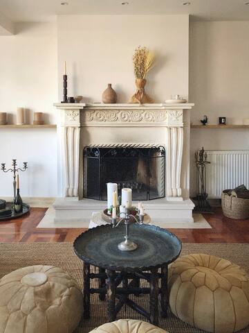 Luxury Villa : 4Br 3.5Ba | Garden | Bosporus Views gallery image 4