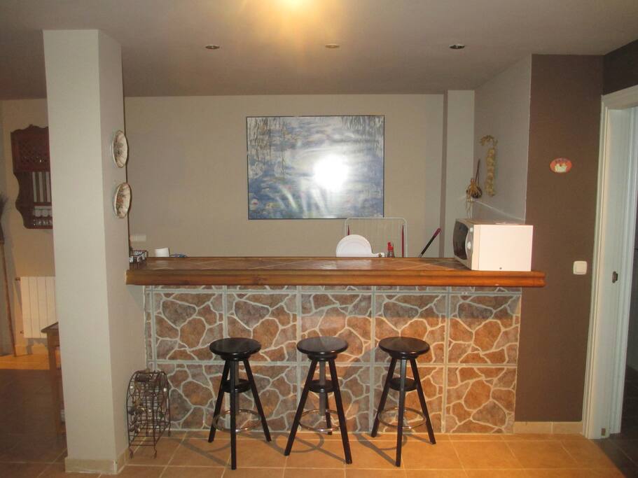 Cocina completa con Barra Americana