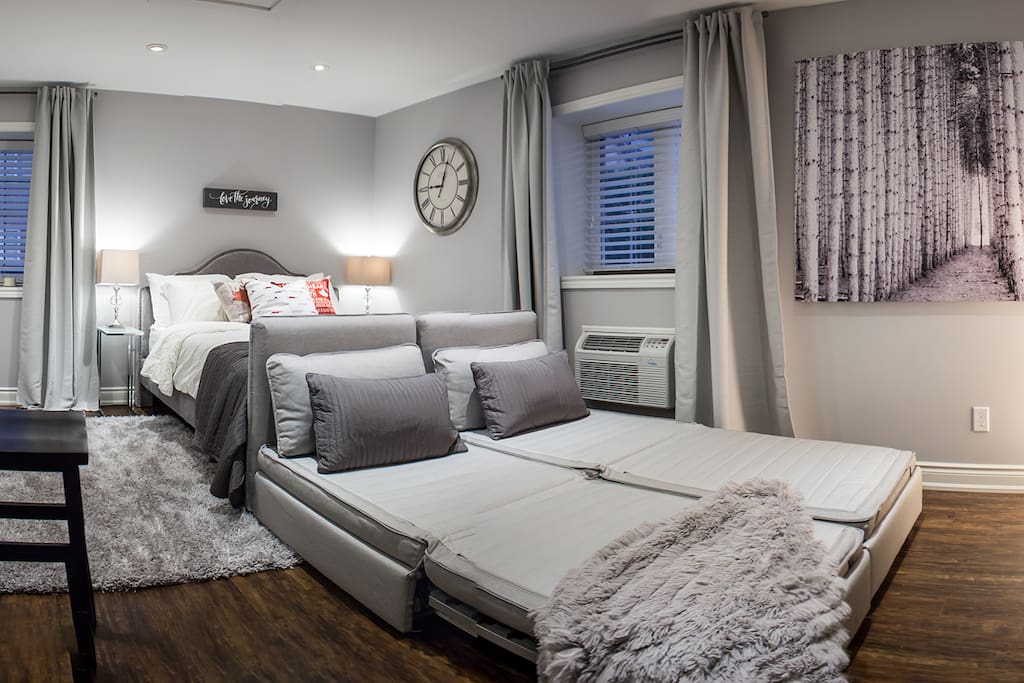 Studio set up in sleep mode for 4 Adults