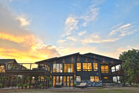 Heron Heights: Waterfront/Pool/Hot tub/Fire pit