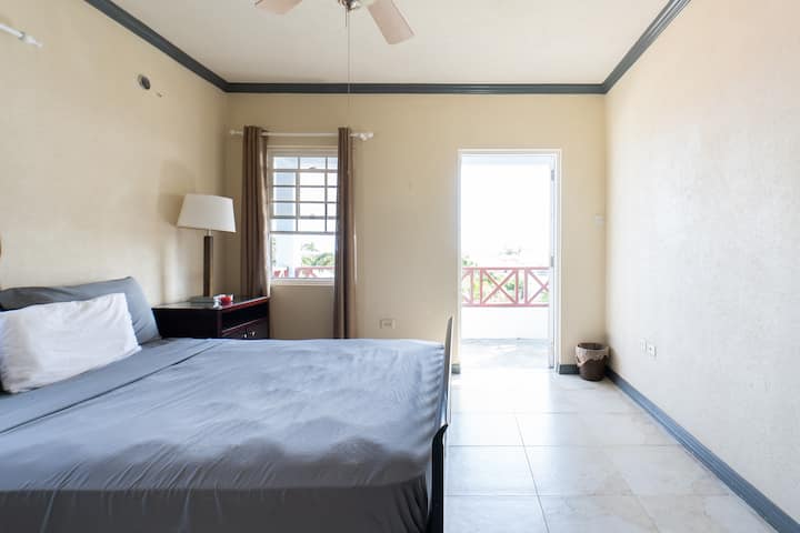 „Приятно, прохладно, релаксиращо място“ - Алън; юни 2020 г.