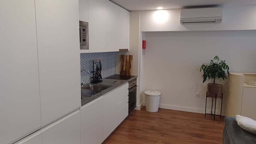 A H – Apartment Oporto Downtown gallery image 4