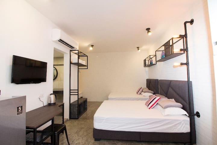 MWV 8305 (jln pesta) family suite 3 Double (LIFT)