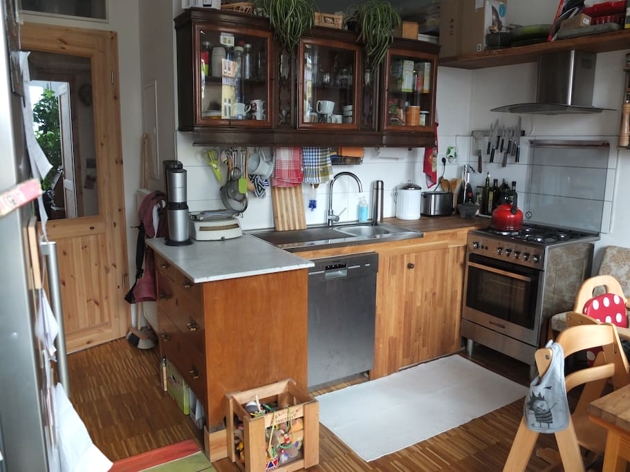 Kitchen with gas stove top and oven, dish washer