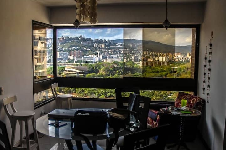 Airbnb Caracas Holiday Rentals Places To Stay Capital
