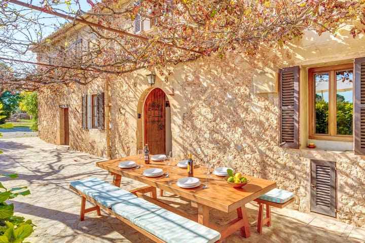 Finca El Clos gallery image 5