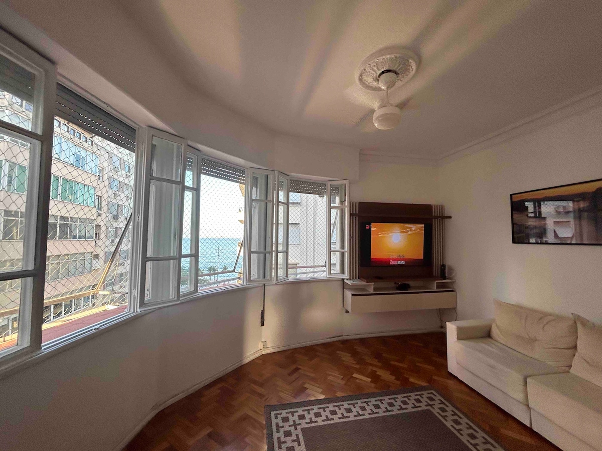 غرفة المعيشة