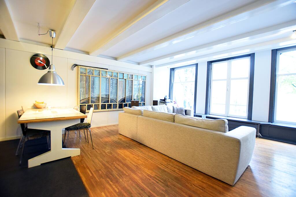 The Beautiful view you have on the spacious livingroom