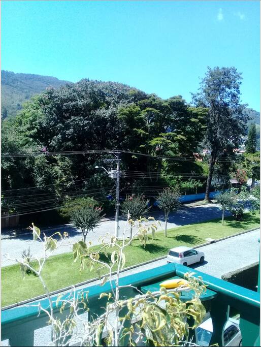 Linda vista da sacada da sala!