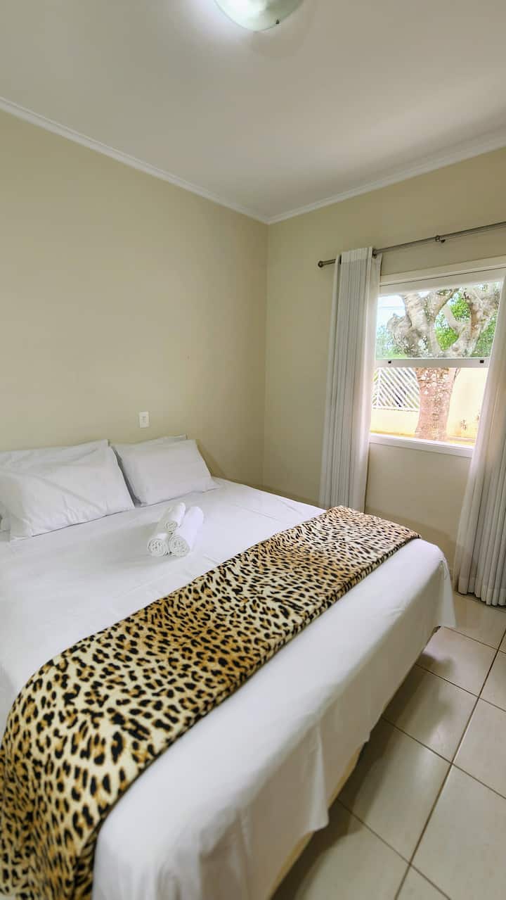 ห้องนอน - 2/6 (เตียงคิงไซส์)