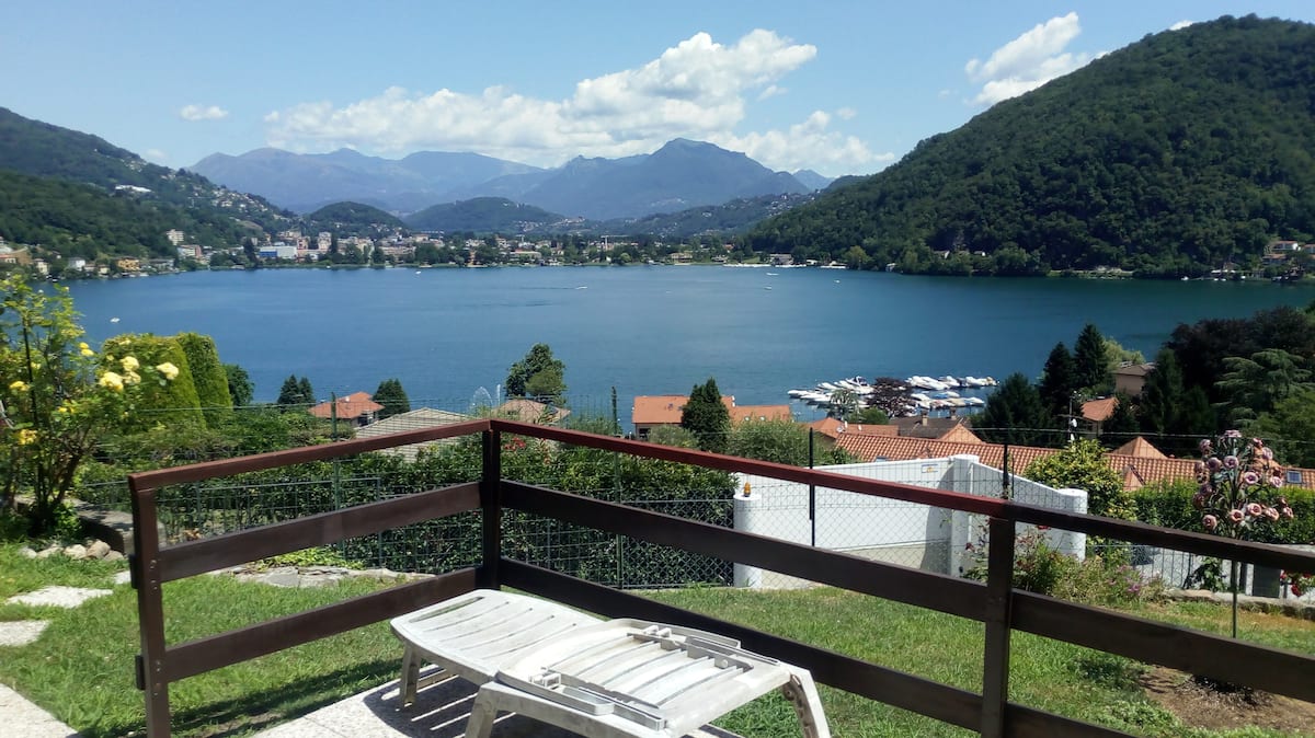 La casa sotto le cascate