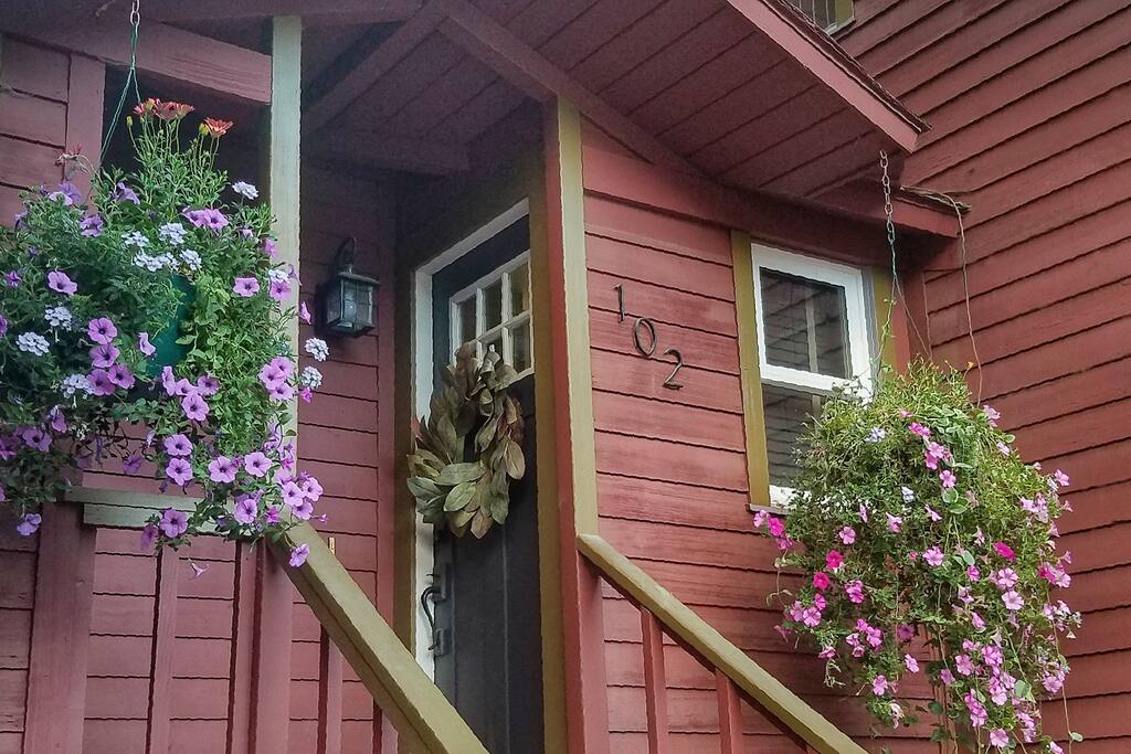 Front entrance to the condo.