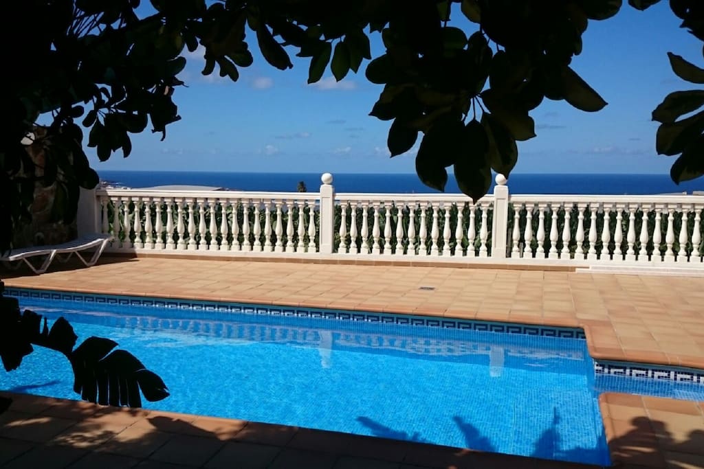 piscina privada e intima.