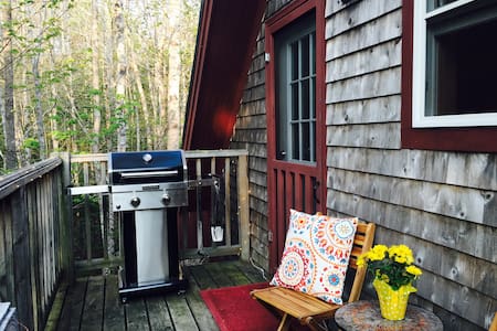 Bar Harbor Studio- Acadia Woods retreat
