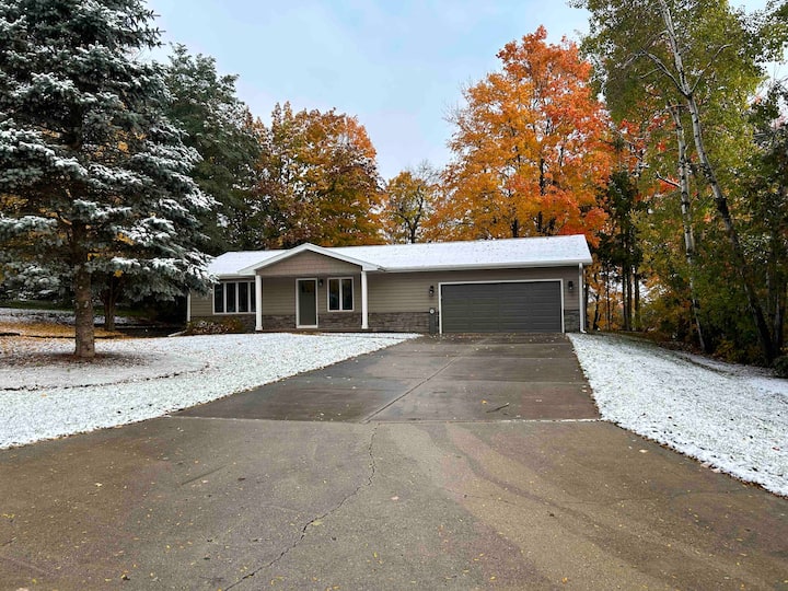 Cascade Vacation Rentals & Homes Wisconsin, United States Airbnb