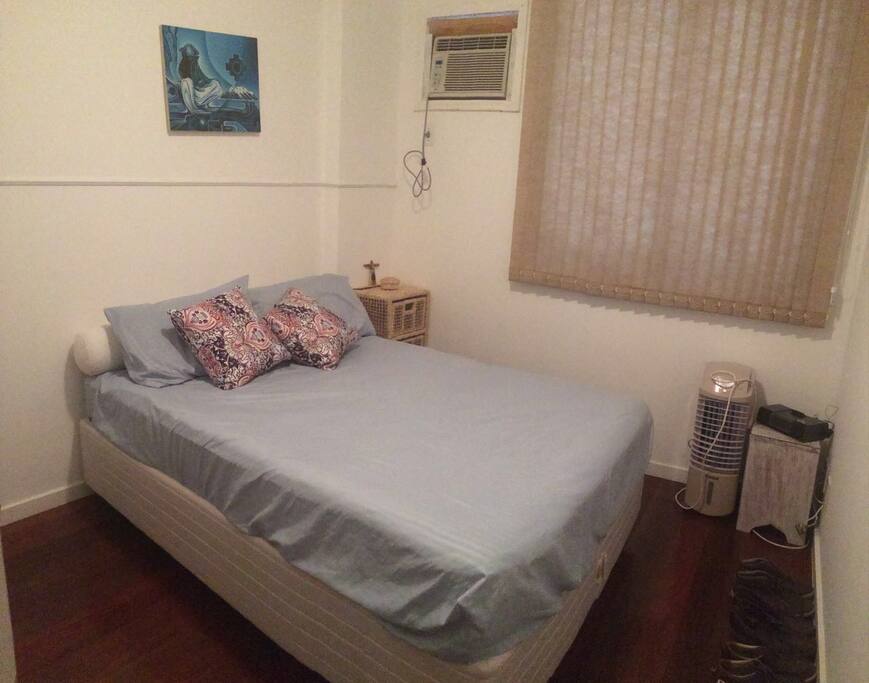 Guest bedroom