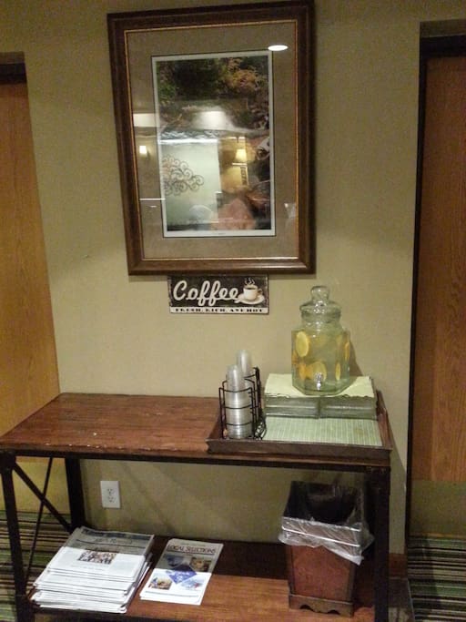 Complimentary coffee/tea/fruit-infused water in lobby area