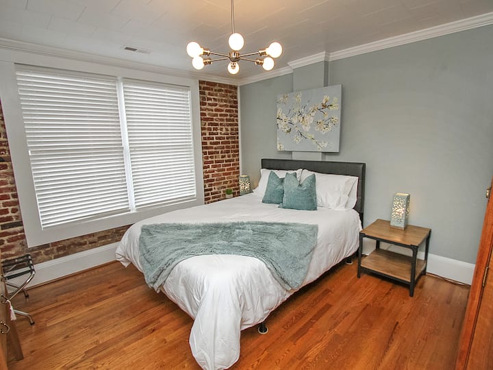 Top 10 Airbnb Vacation Rentals In West Jefferson, North Carolina