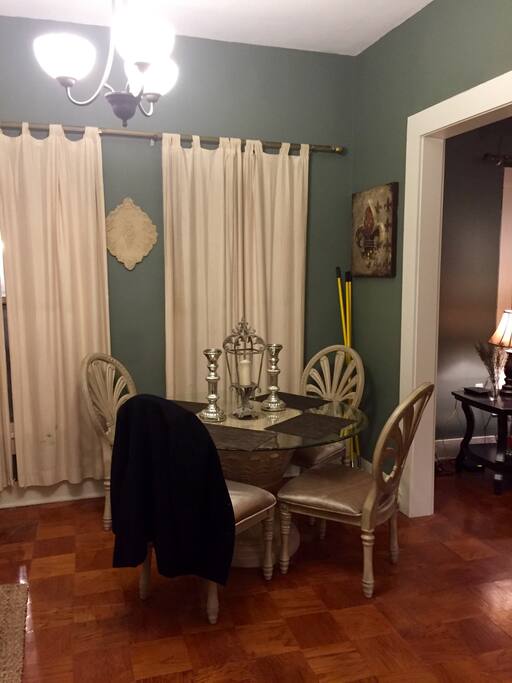Table seating four in the kitchen