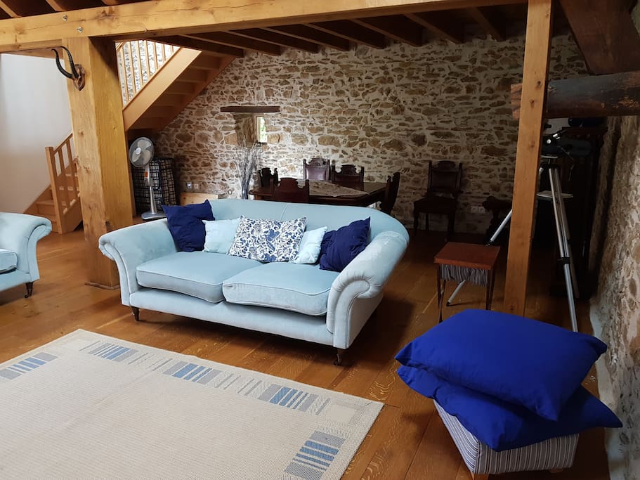 lounge area