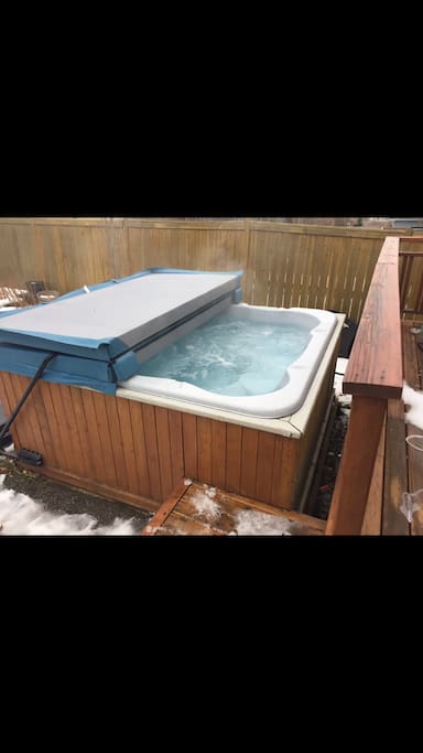 8 person Hot tub which is great for our Calgary winters and who doesn’t enjoy a hot tub when you are away from home :)