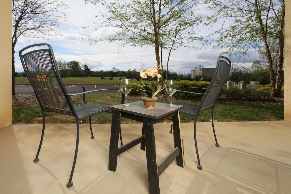 Bench,Chair,Furniture,Dining Table,Table