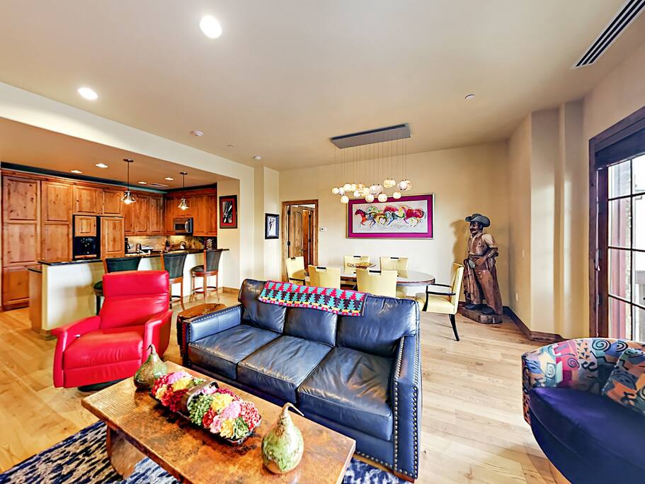 There is comfy seating for 6 in the lodge-like living area.