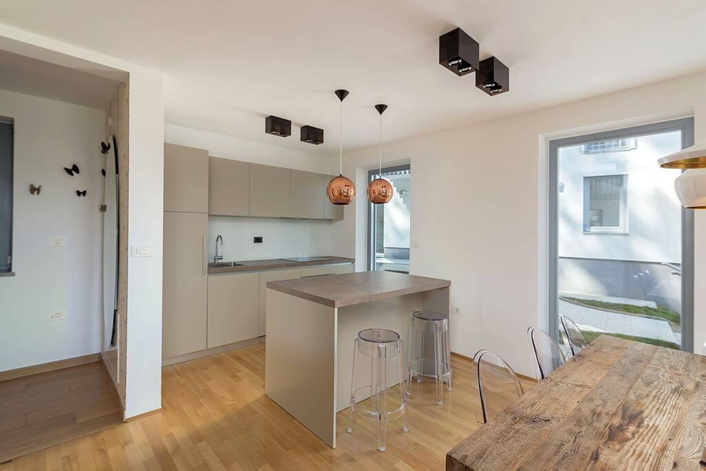 Villa Recica North - Kitchen /dining area