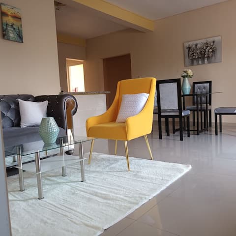 Luxurious apartment 3 min. from the beach. FULL air conditioning