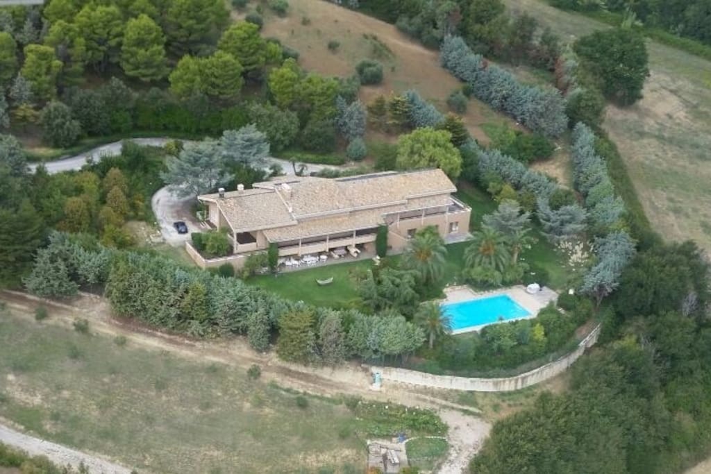 Vista aerea Villa Capodarco Piccolo Resort e B&B
