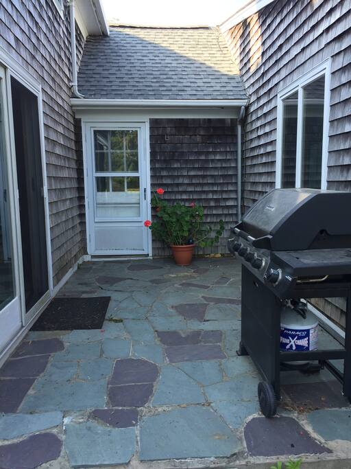Private Entrance