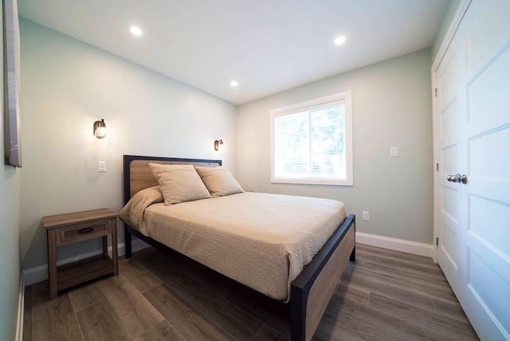 Two spacious bedrooms are off the loft each with a queen sized bed. 