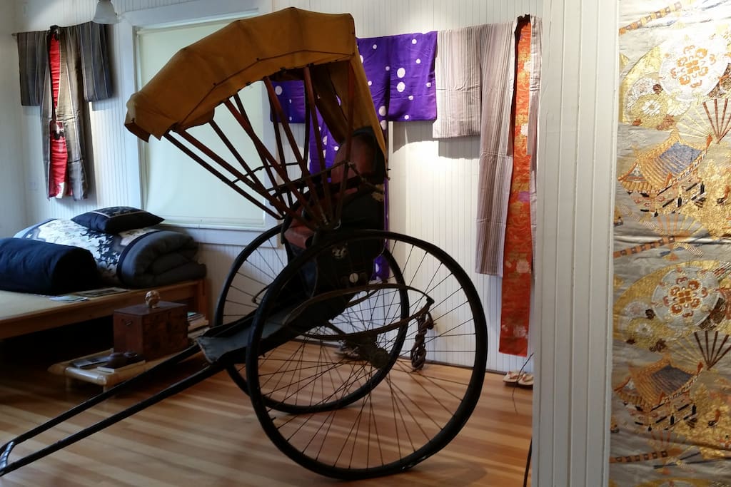 The old rickshaw that belonged to the Ota family.