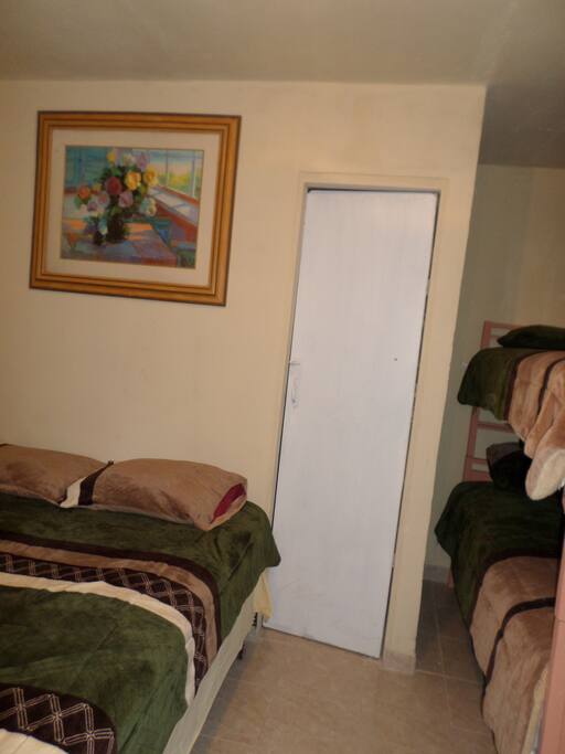 ENTRADA AL BAñO