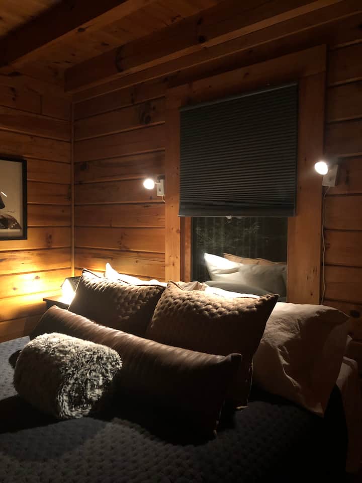 H + H Toccoa River Cabin Cabins for Rent in Suches, United