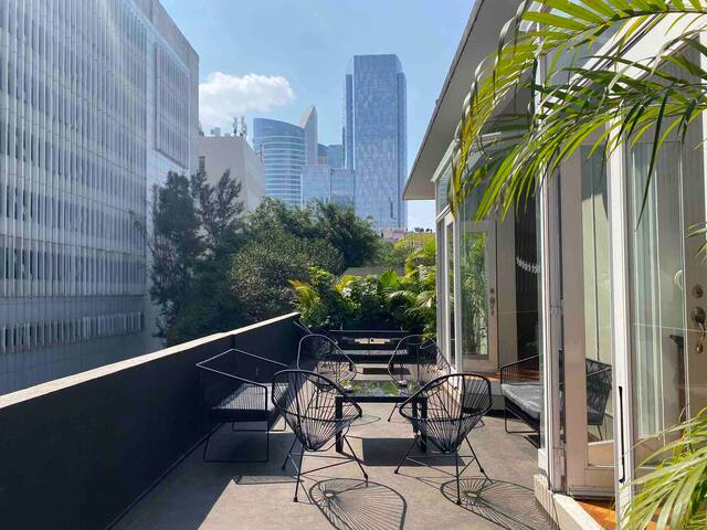 Luxury PH | Amazing Terraces | Security guard 24/7 gallery image 2