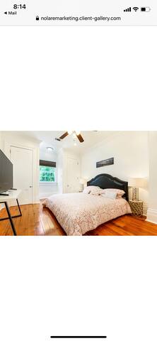 Private Uptown 1850s Rowhouse for large groups! gallery image 4