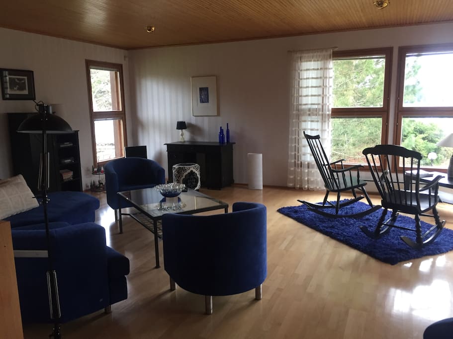 Living Room with entrance to terace