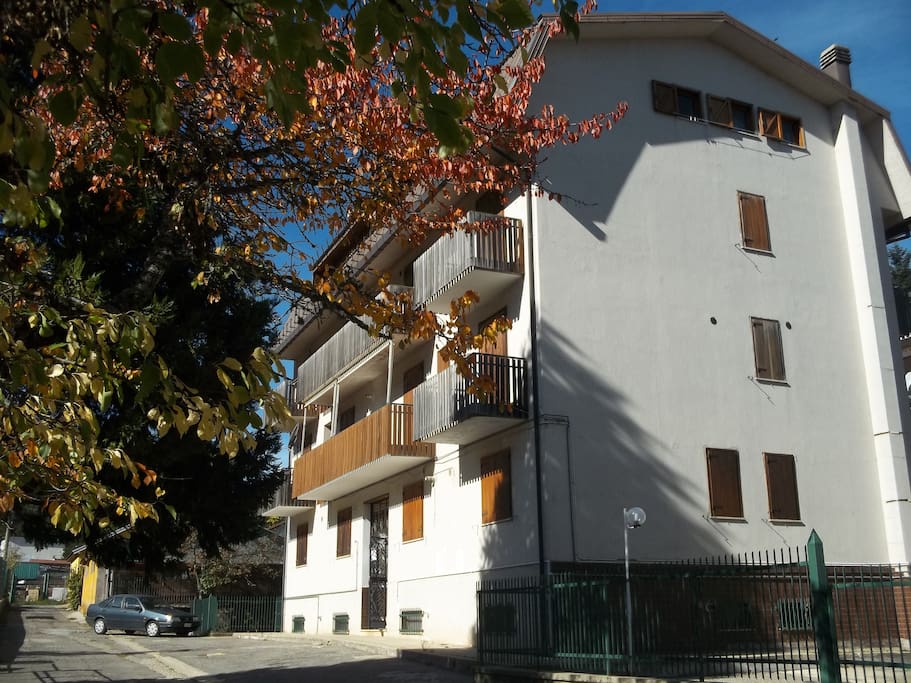 The building - L'edificio