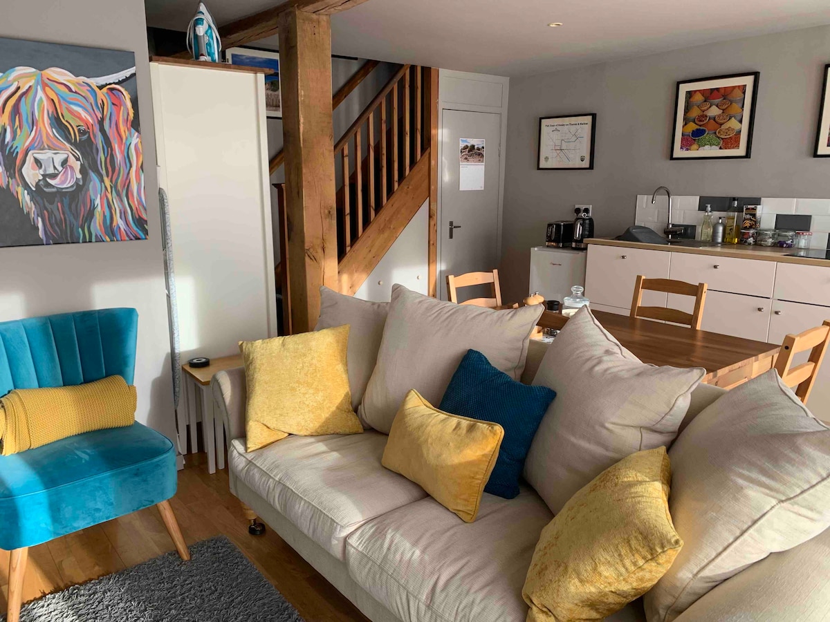 Propiedad de Airbnb exitosa: Chiltern Barn at Wheeler End, Buckinghamshire en Buckinghamshire