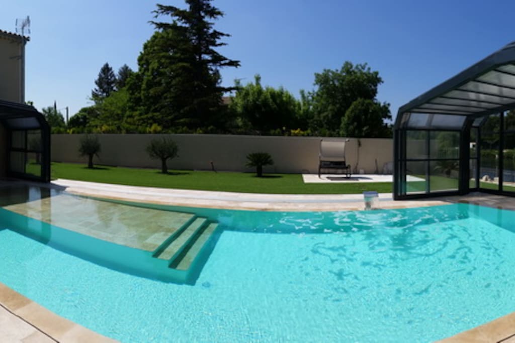 Piscine en position ouverte
